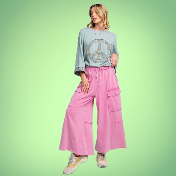 EASEL “Feeling Good Cargos” Mineral Washed Flared Leg, Raw Seams & Hems, Pockets - Picture 11 of 16